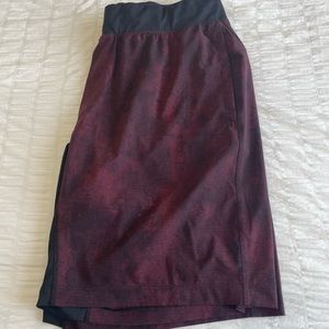 Lululemon Mens Shorts XXL Burgundy/Black. No lining, Great condition, 10 inseam